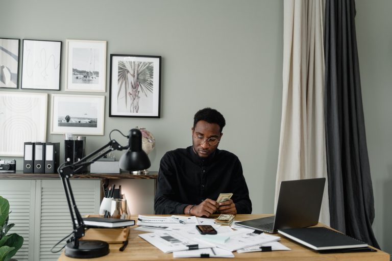 Discover How SDE & Pro Forma Cash Flow Help You See A Company’s True Value